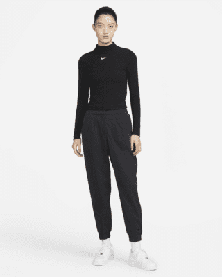 Nike Sportswear Essential Women's Ribbed Mock-Neck Long-Sleeve Top